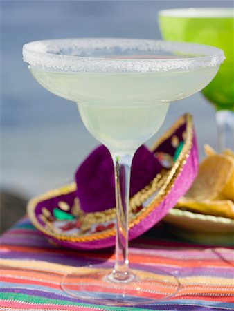 simsearch:659-03524402,k - Margarita in glass with salted rim (Mexico) Foto de stock - Sin royalties Premium, Código: 659-02211719