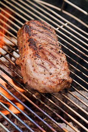 simsearch:659-08419318,k - Beef steak on a barbecue Stock Photo - Premium Royalty-Free, Code: 659-02211797