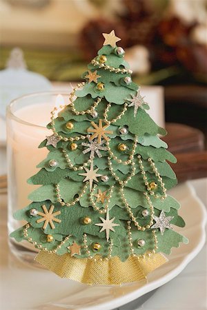 simsearch:659-02212893,k - Place-setting with Christmas decoration and candle Stock Photo - Premium Royalty-Free, Code: 659-02213722