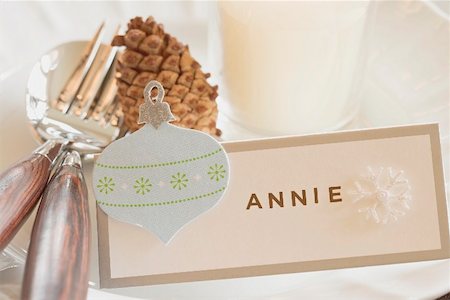 simsearch:659-02214012,k - Christmas place-setting with place card Foto de stock - Sin royalties Premium, Código: 659-02213723