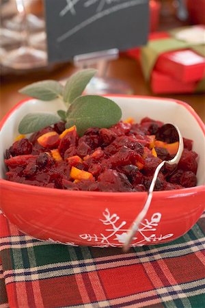 Cranberry sauce on Christmas table (USA) Stock Photo - Premium Royalty-Free, Code: 659-02213786