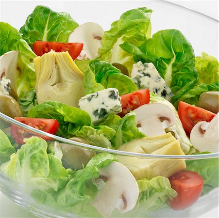 ensaladera - Lettuce with vegetables, mushrooms and blue cheese Foto de stock - Sin royalties Premium, Código: 659-02213909