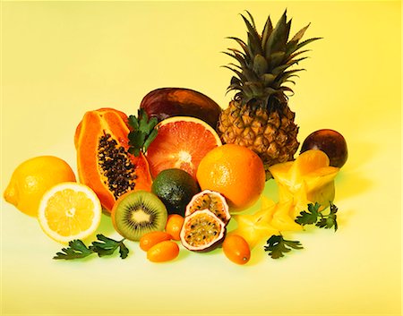 simsearch:659-01864847,k - Nature morte de fruits exotiques Photographie de stock - Premium Libres de Droits, Code: 659-03524053