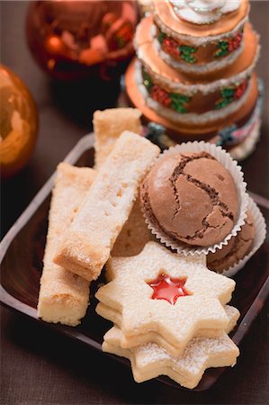 shortbread - Assortiments biscuits de Noël Photographie de stock - Premium Libres de Droits, Code: 659-03524818