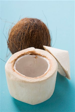 simsearch:659-03521886,k - Whole coconut and coconut flesh Stock Photo - Premium Royalty-Free, Code: 659-03524846