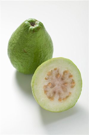 Whole guava and half a guava Stock Photo - Premium Royalty-Free, Code: 659-03524930