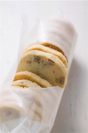 packaged prepared food - Nut biscuits in opened packaging Stock Photo - Premium Royalty-Free, Code: 659-03525042