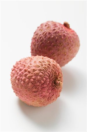 Deux litchis Photographie de stock - Premium Libres de Droits, Code: 659-03525546