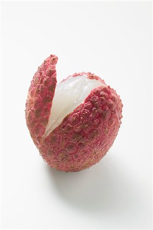 simsearch:659-02213511,k - Lychee, with opened peel Foto de stock - Royalty Free Premium, Número: 659-03525549
