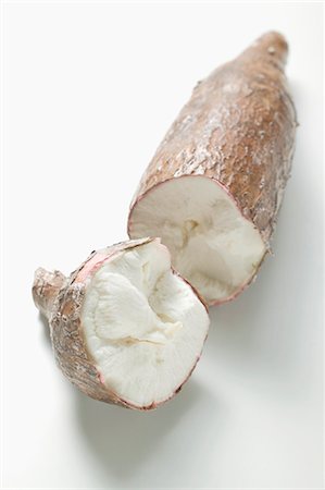 Manioc, cassé Photographie de stock - Premium Libres de Droits, Code: 659-03526073