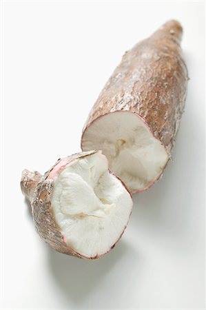 Cassava, broken Fotografie stock - Premium Royalty-Free, Codice: 659-03526073