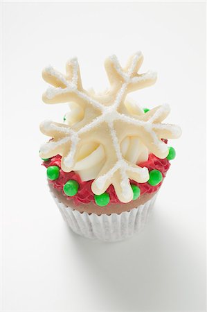 simsearch:659-03526162,k - Cupcake for Christmas Fotografie stock - Premium Royalty-Free, Codice: 659-03526165