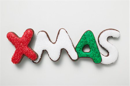 simsearch:659-06373700,k - Iced chocolate letters (the word 'XMAS) Foto de stock - Sin royalties Premium, Código: 659-03526169