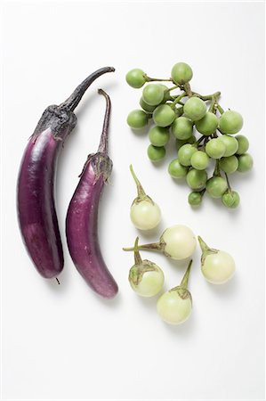 simsearch:659-03534912,k - Various types of aubergines (overhead view) Foto de stock - Royalty Free Premium, Número: 659-03526279