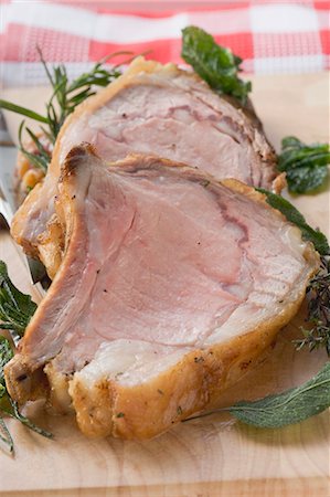 Biftecks de contre-filet de veau aux fines herbes Photographie de stock - Premium Libres de Droits, Code: 659-03526789