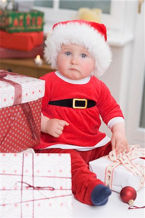 Baby with Christmas gifts Stock Photo - Premium Royalty-Free, Code: 659-03526797