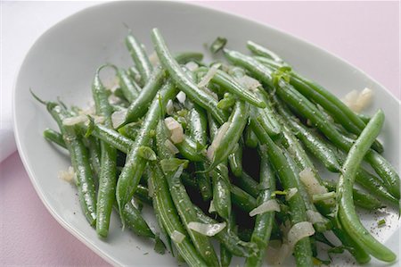 Green beans with onions Stock Photo - Premium Royalty-Free, Code: 659-03526982