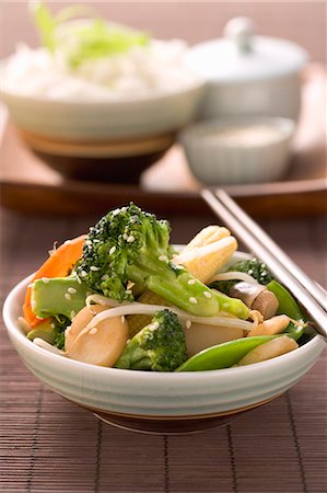 simsearch:659-03527071,k - Vegetables with sesame seeds and rice (Asia) Stock Photo - Premium Royalty-Free, Code: 659-03527069