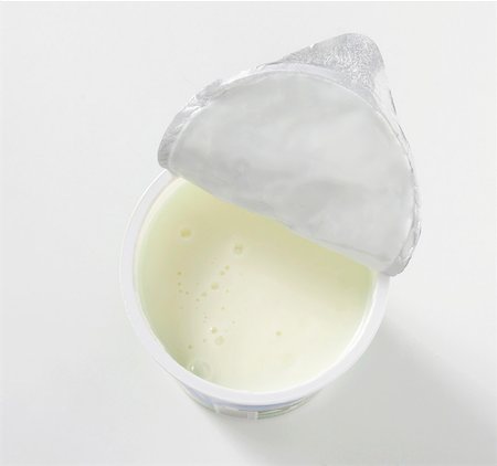 simsearch:659-02213319,k - Buttermilk in an opened tub Stock Photo - Premium Royalty-Free, Code: 659-03527755