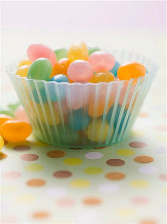 sugar egg - Coloured jelly beans for Easter Stock Photo - Premium Royalty-Free, Code: 659-03528002