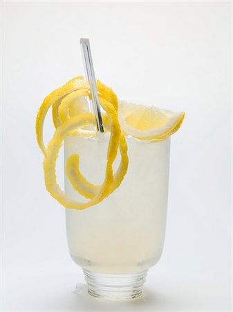 A glass of lemonade Stock Photo - Premium Royalty-Free, Code: 659-03528498