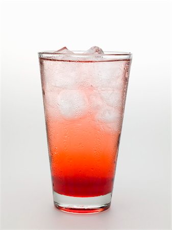 Tequila Sunrise, cubes de glace Photographie de stock - Premium Libres de Droits, Code: 659-03528919