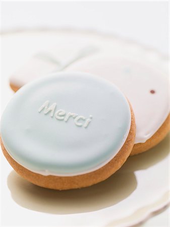 french letter - Assorted biscuits with blue and white icing Stock Photo - Premium Royalty-Free, Code: 659-03528958