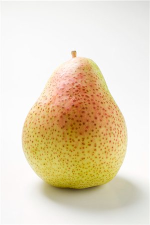 pear - One Forelle pear Stock Photo - Premium Royalty-Free, Code: 659-03529515