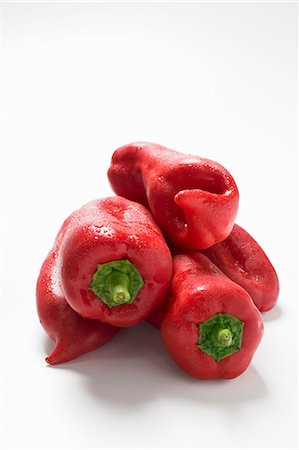simsearch:659-01861569,k - Plusieurs red peppers pointus Photographie de stock - Premium Libres de Droits, Code: 659-03529619
