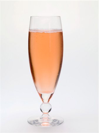 simsearch:659-06188485,k - Ein Sekt cocktail Stockbilder - Premium RF Lizenzfrei, Bildnummer: 659-03529660