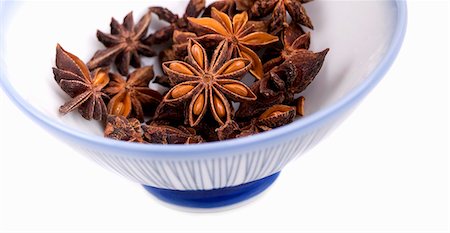 Star anise in a bowl Stock Photo - Premium Royalty-Free, Code: 659-03529873