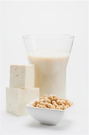 soja - Tofu, lait de soja et de graines de soja Photographie de stock - Premium Libres de Droits, Code: 659-03522050