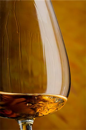 spirits alcohol - Cognac in snifter (close-up) Stock Photo - Premium Royalty-Free, Code: 659-03522703