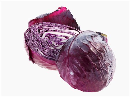 red cabbage - Red cabbage, halved Stock Photo - Premium Royalty-Free, Code: 659-03523021