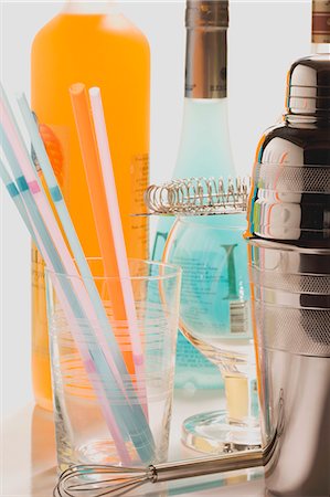 Cocktail-making equipment Foto de stock - Sin royalties Premium, Código: 659-03523495