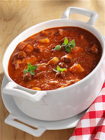 Goulash soup in a ceramic pot Stock Photo - Premium Royalty-Free, Code: 659-03523732