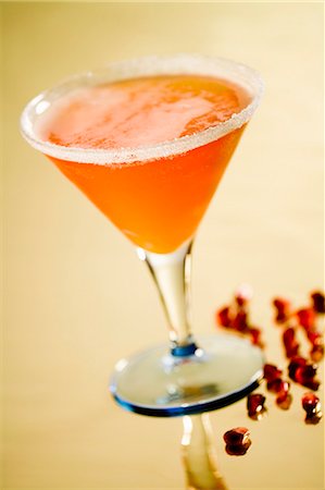 sugared edge - Spritz: Prosecco and Aperol cocktail Stock Photo - Premium Royalty-Free, Code: 659-03534039