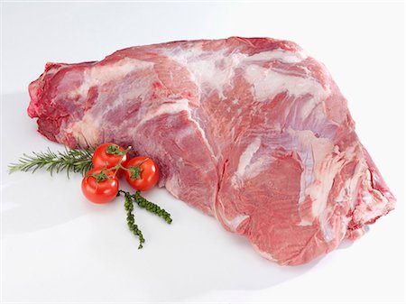 Neck of veal with bones Foto de stock - Sin royalties Premium, Código: 659-03534089