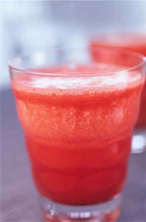 simsearch:659-02212400,k - Strawberry Margarita Foto de stock - Sin royalties Premium, Código: 659-03534497