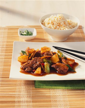 simsearch:659-06154379,k - Sweet and sour beef with rice Stock Photo - Premium Royalty-Free, Code: 659-03534503