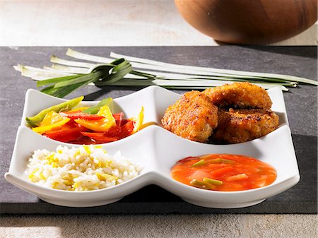 pepper side dish - Pork fillet with rice, peppers & sweet & sour sauce (Asia) Stock Photo - Premium Royalty-Free, Code: 659-03534763
