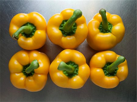 simsearch:659-01859414,k - Six yellow peppers Stock Photo - Premium Royalty-Free, Code: 659-03534856