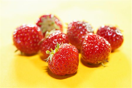 simsearch:659-01866279,k - Several strawberries Stock Photo - Premium Royalty-Free, Code: 659-03534922