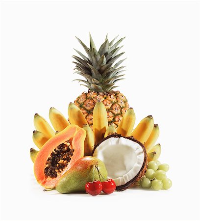 simsearch:659-03536778,k - Fruit Still Life on White Background Stock Photo - Premium Royalty-Free, Code: 659-03535079