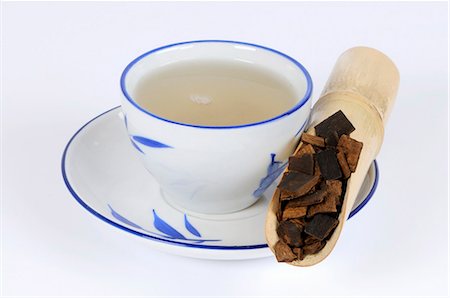 simsearch:659-03537921,k - Eucommia bark tea Foto de stock - Royalty Free Premium, Número: 659-03535138