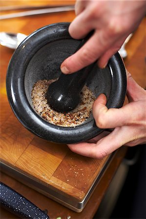 Seasoned salt in a mortar Stock Photo - Premium Royalty-Free, Code: 659-03535250