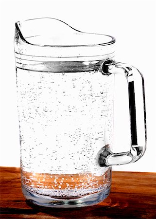 Un pot de verre de l'eau Photographie de stock - Premium Libres de Droits, Code: 659-03536031