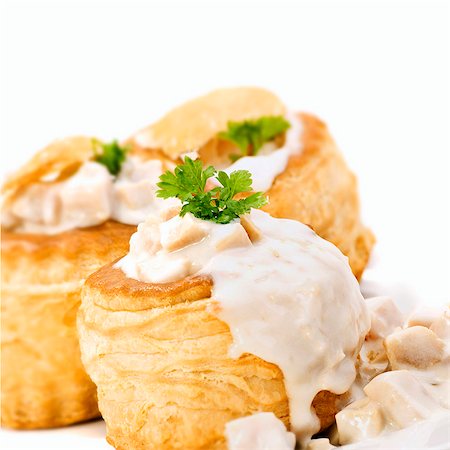 sabroso - Vol-au-vents filled with ragout fin Foto de stock - Sin royalties Premium, Código: 659-03536032