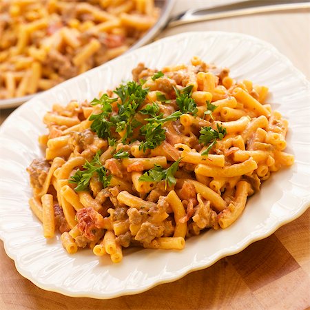 simsearch:659-03535144,k - Macaroni Skillet Dinner with Salsa and Sausage Stock Photo - Premium Royalty-Free, Code: 659-03536174
