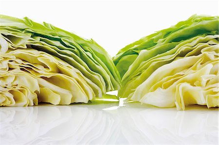 Pieces of pointed cabbage Stock Photo - Premium Royalty-Free, Code: 659-03536527